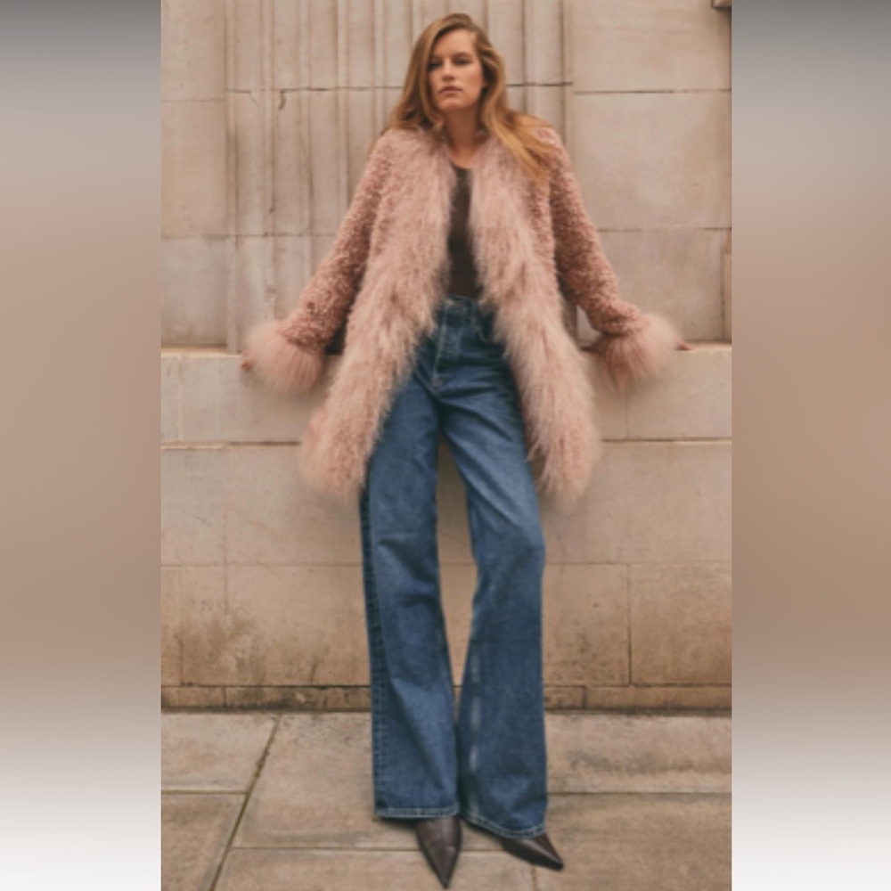 CHARLOTTE SIMONE BONNIE coat in size S in pastel pink